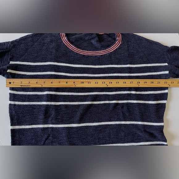 Express Striped Circle Hem Tunic Sweater - Picture 4 of 7